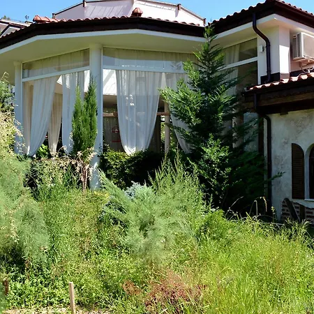 Apartcomplex Esteban * Nesebar