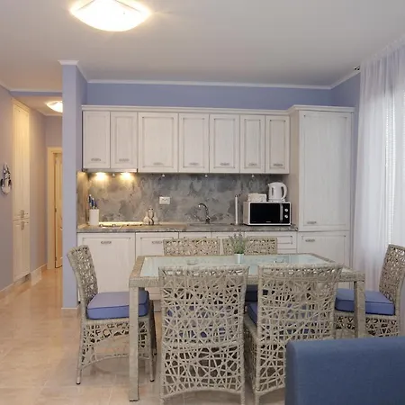 Apartcomplex Esteban *